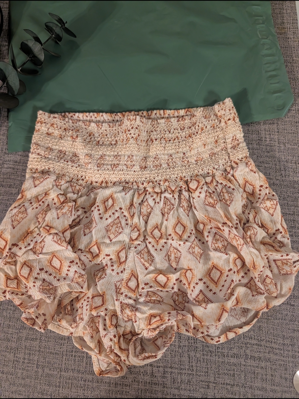 Rewash Cream & Rust Smocked Bubble Shorts Hobo